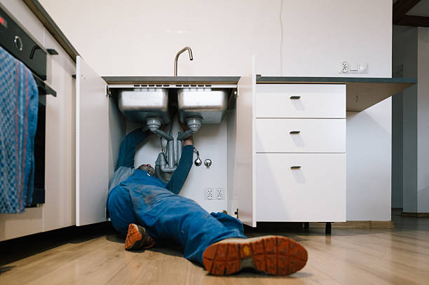 Professional Pipe Repair technician working in Winnabow, NC